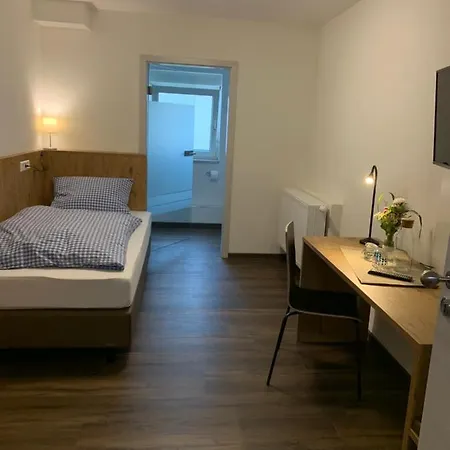 Guest house Pension Deckenpfronn 3*