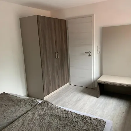 Pension Deckenpfronn Guest house