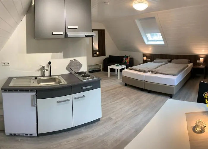 Pension Deckenpfronn Casa de hóspedes