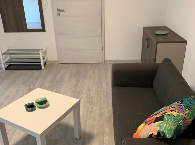 Pension Deckenpfronn 3*