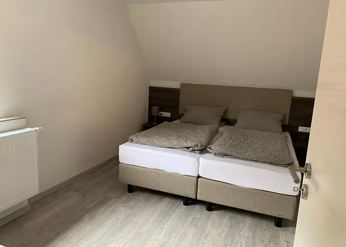 Pension Deckenpfronn